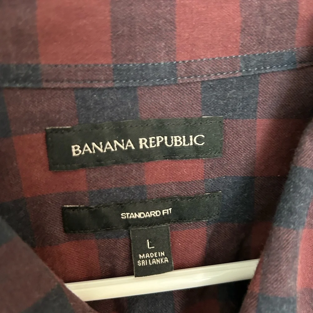 Banana Republic Shirt Men Large Red Blue Button Up Collared Long Sleeve Slim Fit